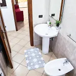 Casa Matilda - Villasimius, 3 Bedrooms, Double Private Garden, Sleeps 7 * וילסימיוס