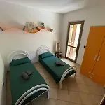 Casa Matilda - Villasimius, 3 Bedrooms, Double Private Garden, Sleeps 7 * וילסימיוס