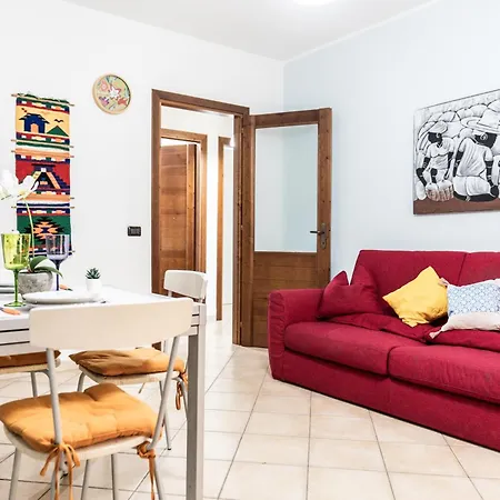 Apartment Casa Matilda Villasimius, 7 Posti, 3 Stanze, Doppio Giardino Villasimius