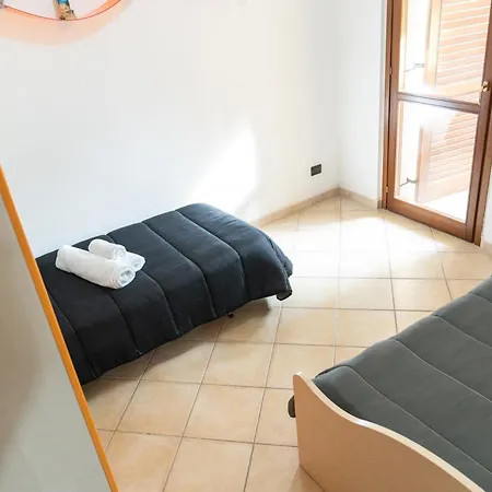 Apartment Casa Matilda Villasimius, 7 Posti, 3 Stanze, Doppio Giardino Villasimius