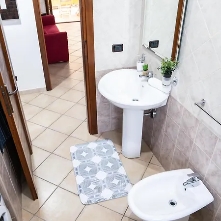 Casa Matilda Villasimius, 7 Posti, 3 Stanze, Doppio Giardino * Villasimius